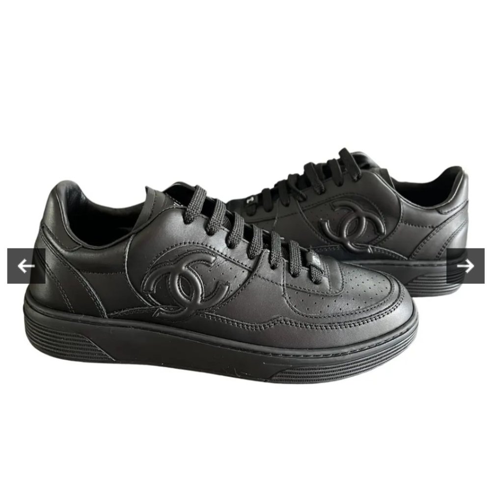Chanel leather sneakers size 37